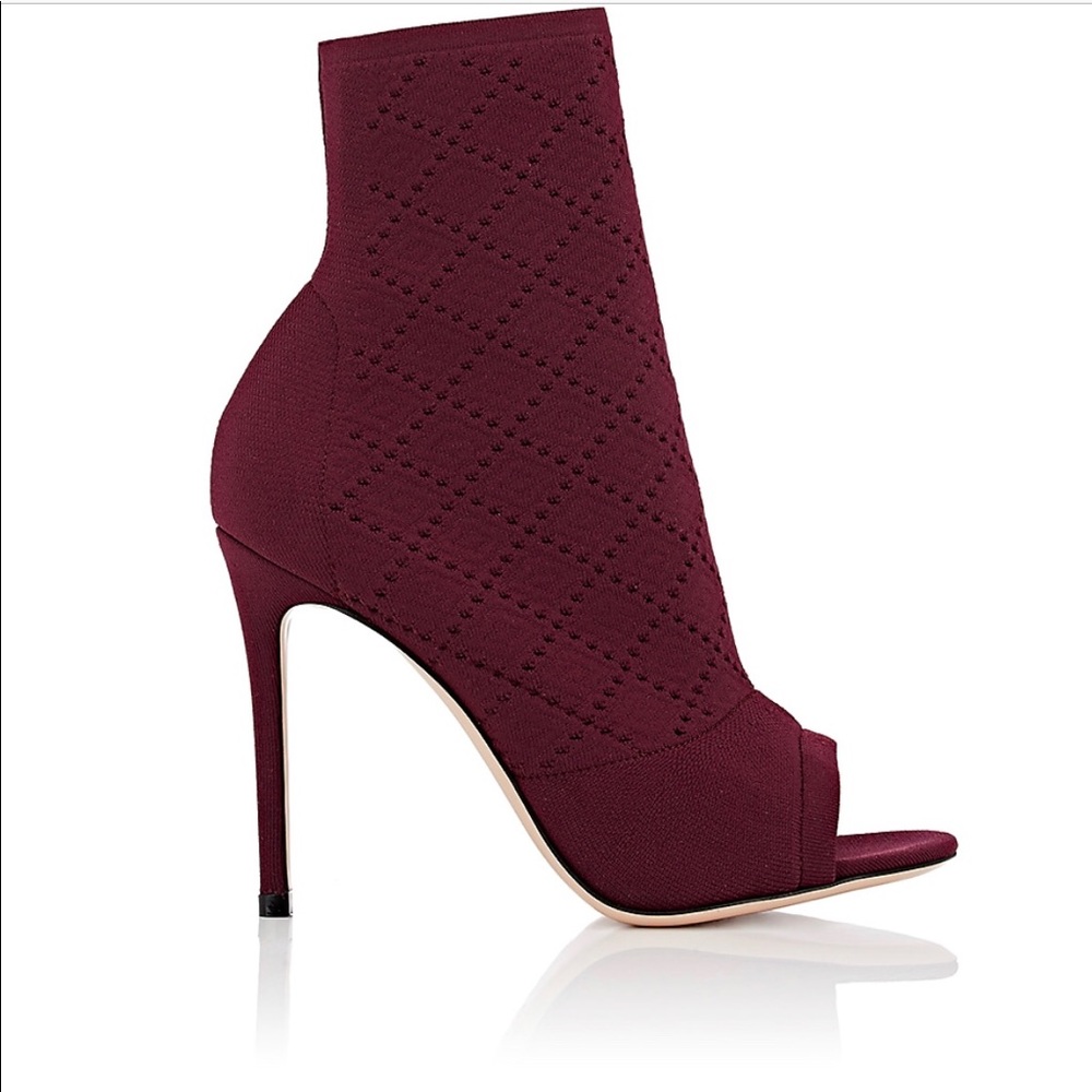 Gianvito Rossi perforated knit boots size 38 NIB
